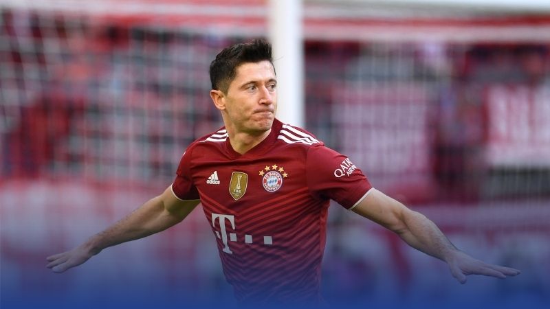 Lewandowski ghi 344 bàn cho Bayern