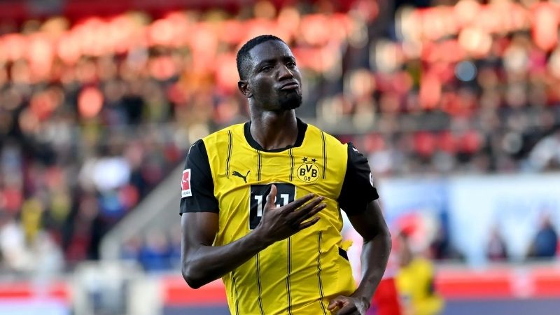 Guirassy bùng nổ toàn diện, là "át chủ bài" giúp Dortmund duy trì sức mạnh tấn công.